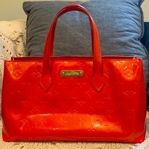 Authenticated vintage Louis Vuitton Vernis monogram bag